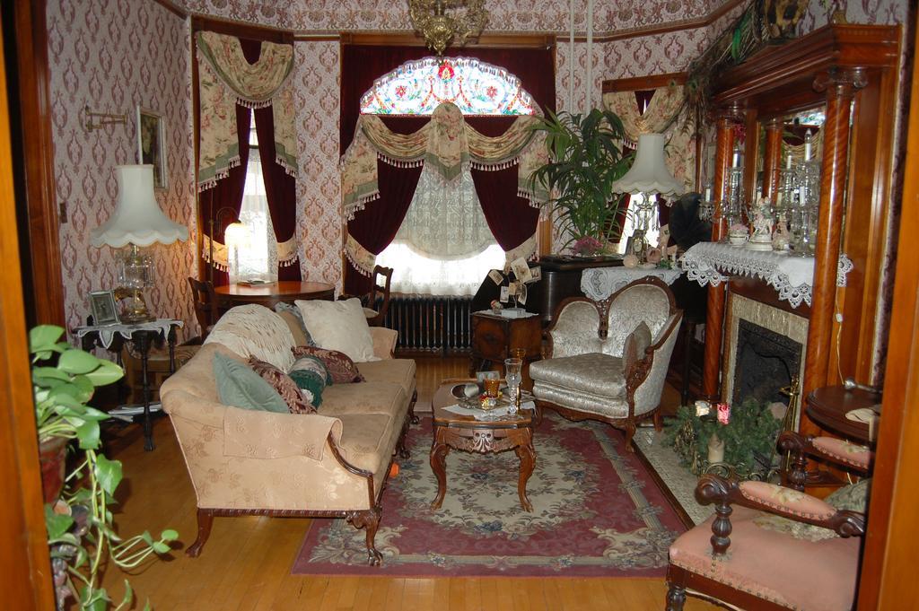Schuster Mansion Bed & Breakfast Μιλγουόκι Εξωτερικό φωτογραφία