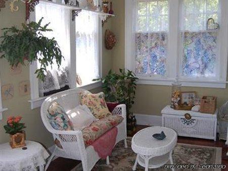 Schuster Mansion Bed & Breakfast Μιλγουόκι Δωμάτιο φωτογραφία